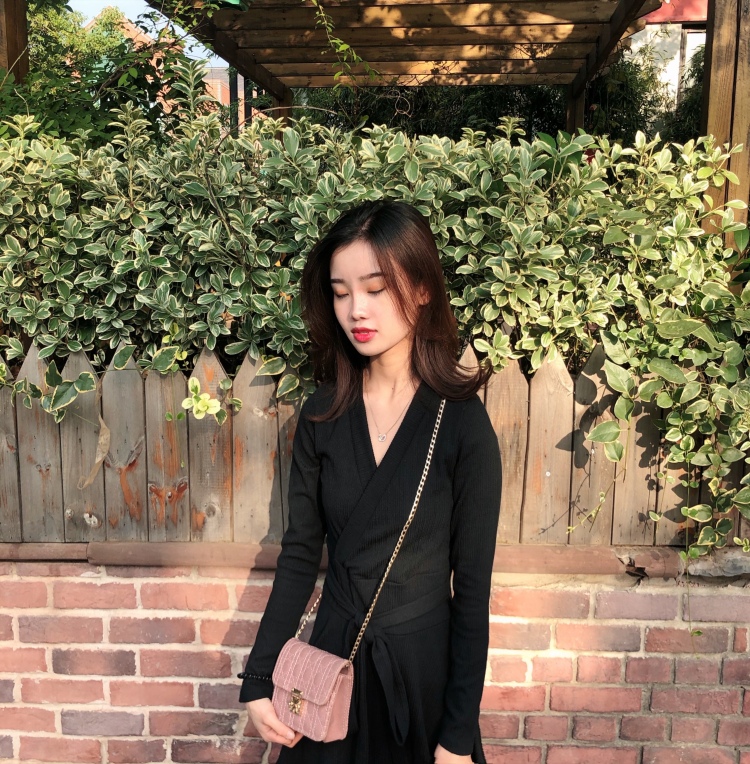 M c 🎀-上海市·上海市·松江区-抖音-大家好!本人爱拍照和各种穿搭 时间自由 衣服 裤子 鞋子都可以 价格可议
年龄:23
身高:158CM
体重:43KG
坐标:上海市·松江区