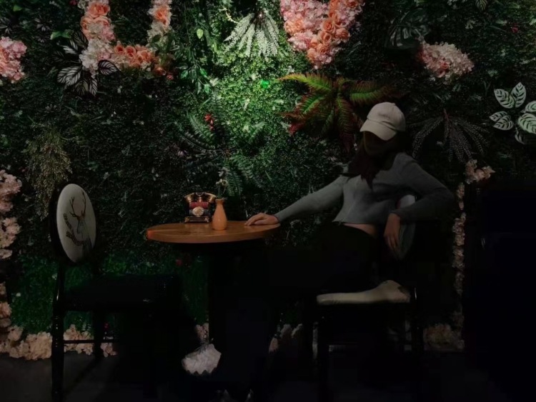 -陕西省·西安市·新城区--诚信诚意想做寄拍模特，🍑宝，PDd 
身高158 体重90斤
风格不被定义