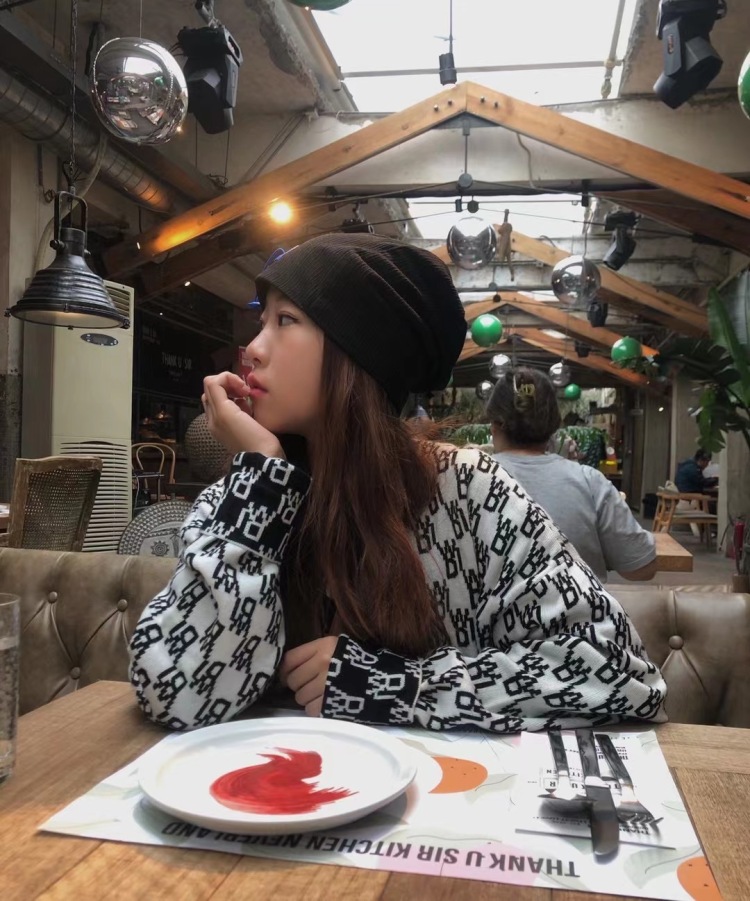 玫瑰引力-辽宁省·沈阳市·和平区--可接穿搭美妆测评 服装寄拍送拍 探店打卡 很爱拍照修图 拍到你满意修到你满意