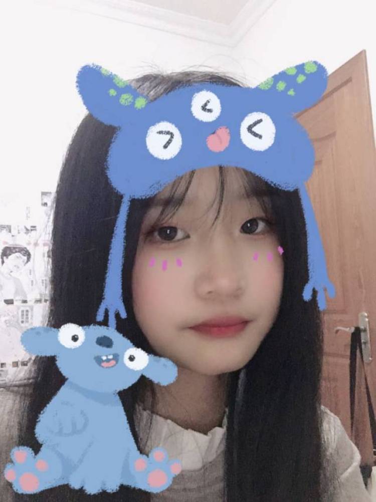见面就心动.-江苏省·苏州市·昆山市-抖音,快手-我是一名学生,15岁,快手有1000多粉丝,抖音有3000多粉丝,可拍jk等其他