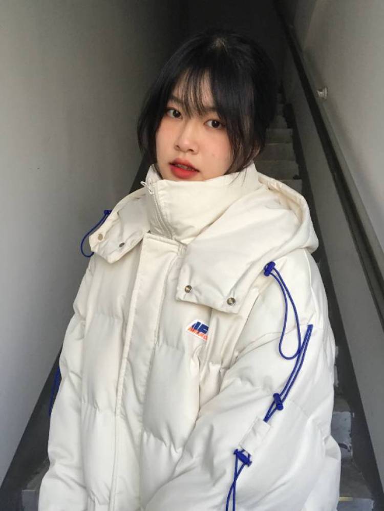 Suqueen-江苏省·徐州市·云龙区-抖音,微博,***-在校学生,买家秀,可寄拍赠拍,***推广,开箱测评!穿搭风格多种,出图快!