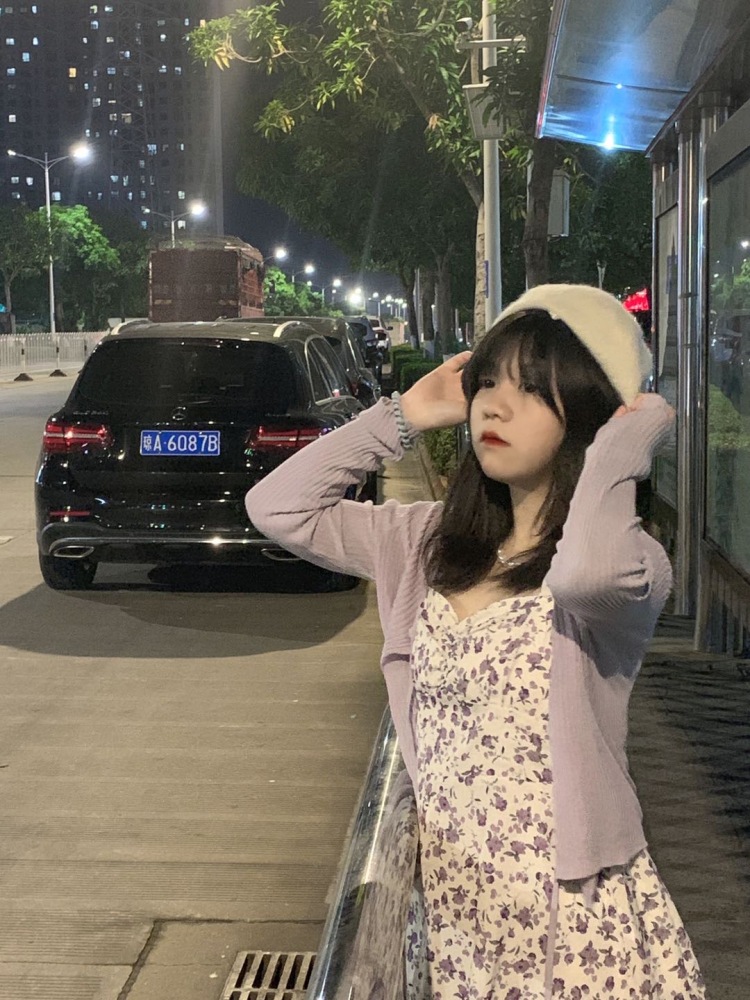 美女收藏家🎀-海南省·海口市·琼山区--可店铺代播，服饰拍摄，探店打卡，vlog，自由模特 喜欢探店