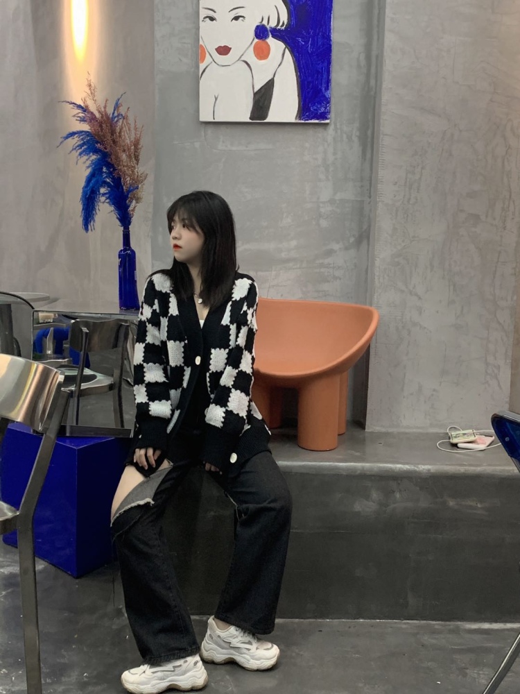 美女收藏家🎀-海南省·海口市·琼山区--可店铺代播，服饰拍摄，探店打卡，vlog，自由模特 喜欢探店