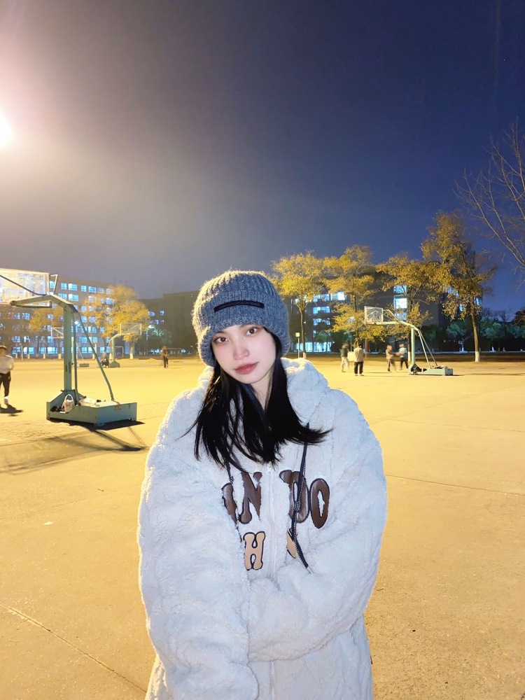 jeong_01-江苏省·苏州市·虎丘区-抖音-会拍照构图，能够p图，有自己的审美风格。出图快，效率高。可接寄拍测评买家秀。快快联系我吧！！