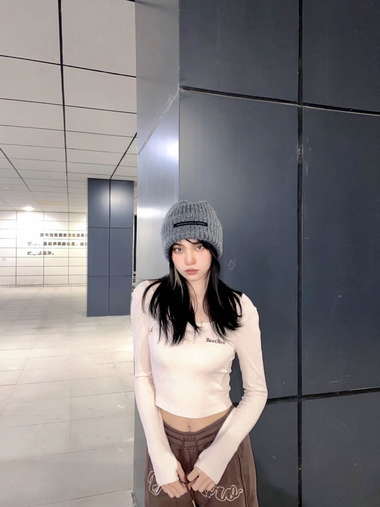 jeong_01-江苏省·苏州市·虎丘区-抖音-会拍照构图，能够p图，有自己的审美风格。出图快，效率高。可接寄拍测评买家秀。快快联系我吧！！