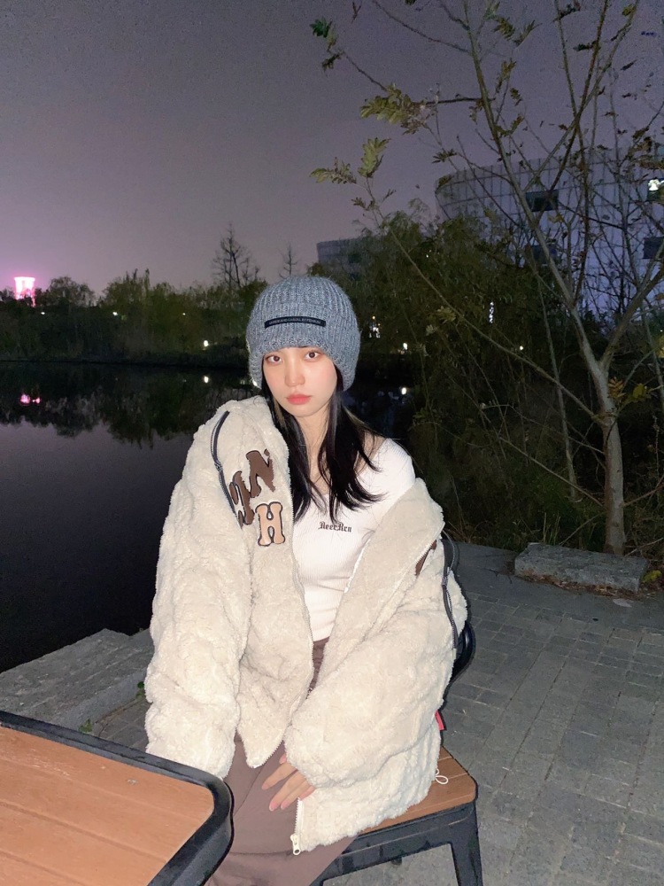 jeong_01-江苏省·苏州市·虎丘区-抖音-会拍照构图，能够p图，有自己的审美风格。出图快，效率高。可接寄拍测评买家秀。快快联系我吧！！