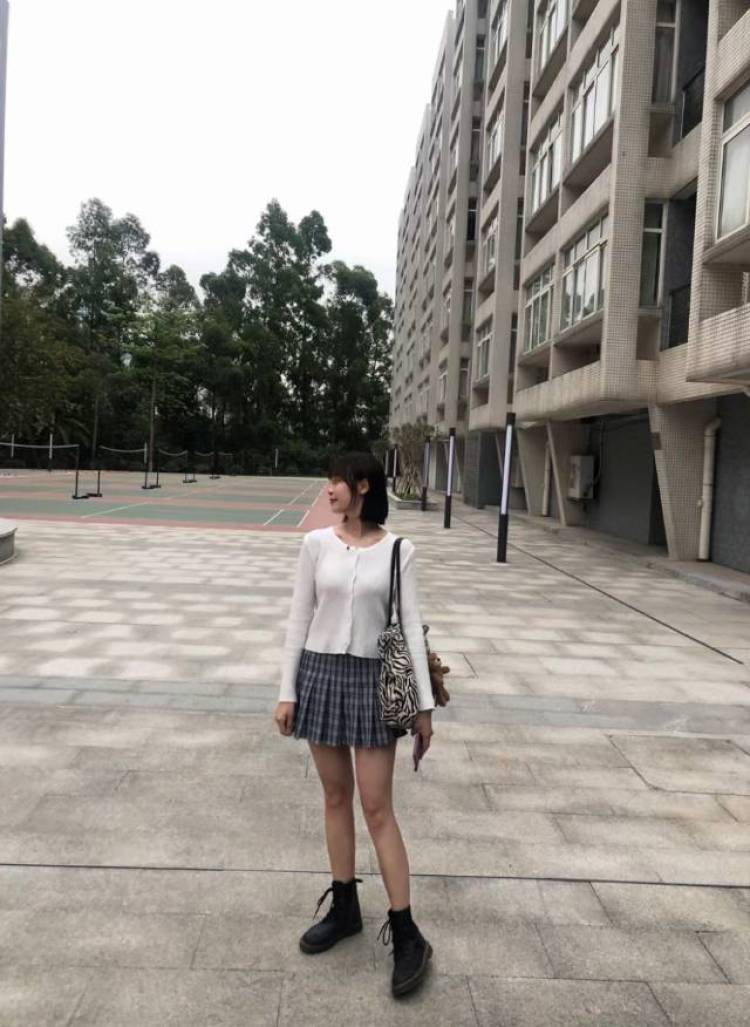 Fish-广东省·广州市·番禺区-抖音微博***朋友圈-衣服饰品化妆品均可，会拍照会p图出图快，买家秀、测评试用等等，还可尝试开箱视频创作。有微信社群运营、知乎软文创作经历，熟练文字排版校对。
