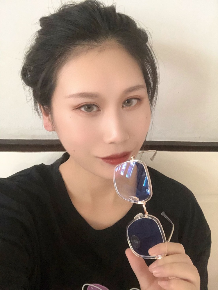 EVA-山东省·烟台市·龙口市--寄拍模特，网拍，精修修图，出图快，认真，风格可以转换，服装，美妆都可以，爱学习
