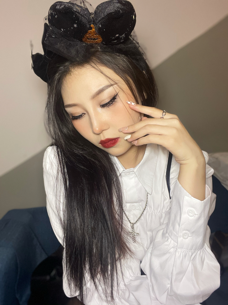 洋洋子-江苏省·连云港市·灌南县-抖音-身高165
体重50
接买家秀、视频、妆面创作
时间充裕
可以长期合作