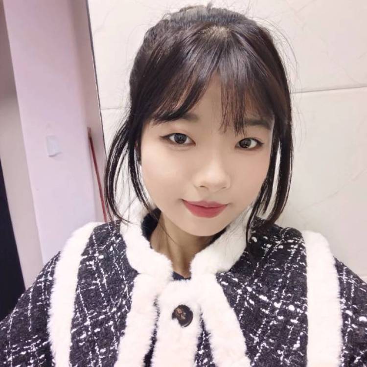 纯情女孩-四川省·成都市·新津区-抖音,***-会一些p图 化妆 拍照 唱歌 画画,买家秀 开箱测评,探店打卡