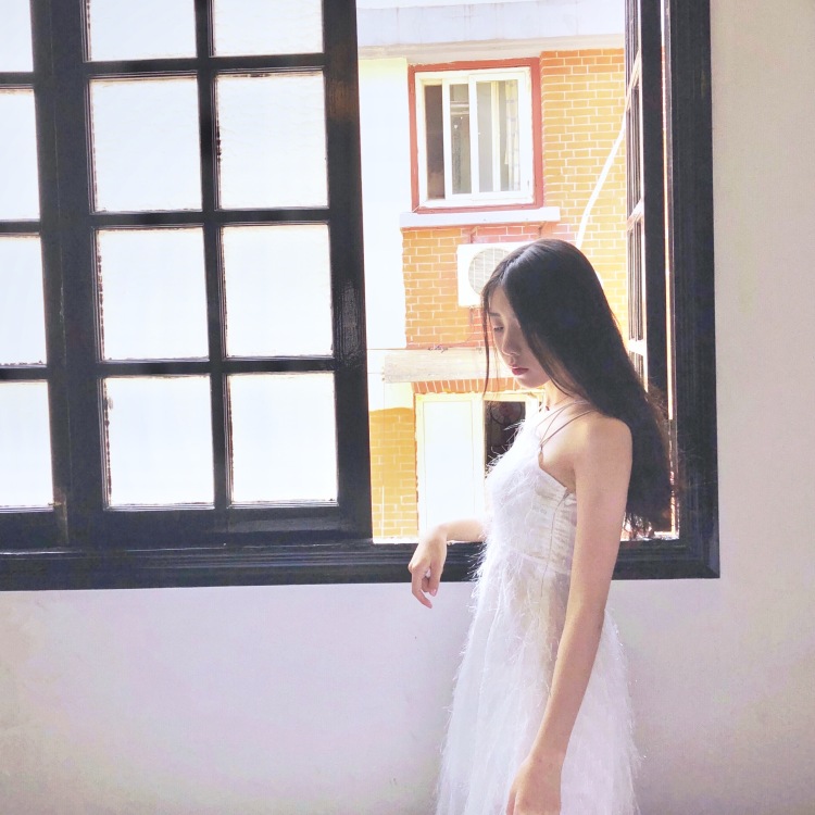 〇-浙江省·杭州市·拱墅区--约商家 可接寄拍
衣服包包饰品手机壳袜子等等
身高162 体重44
