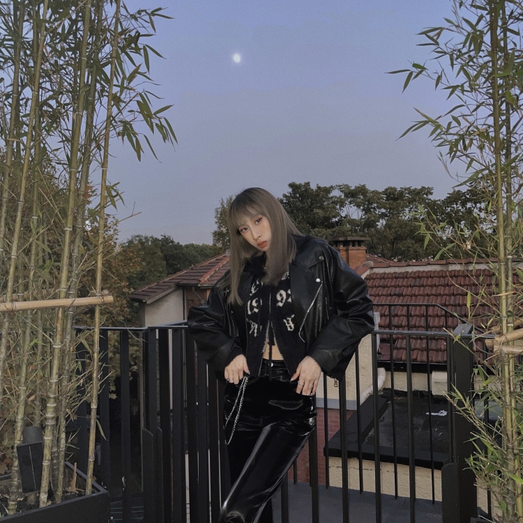 Evett.-广东省·广州市·海珠区--身高体重:170/50
擅长拍图风格:辣妹风、暗黑风、潮酷街头风、欧美风
擅长拍图类型:对镜拍、室内外探店打卡拍照、静物拍照(手机壳静物拍***多篇点赞量过k)
接寄拍 等各类型
拍图快、p图精美且快