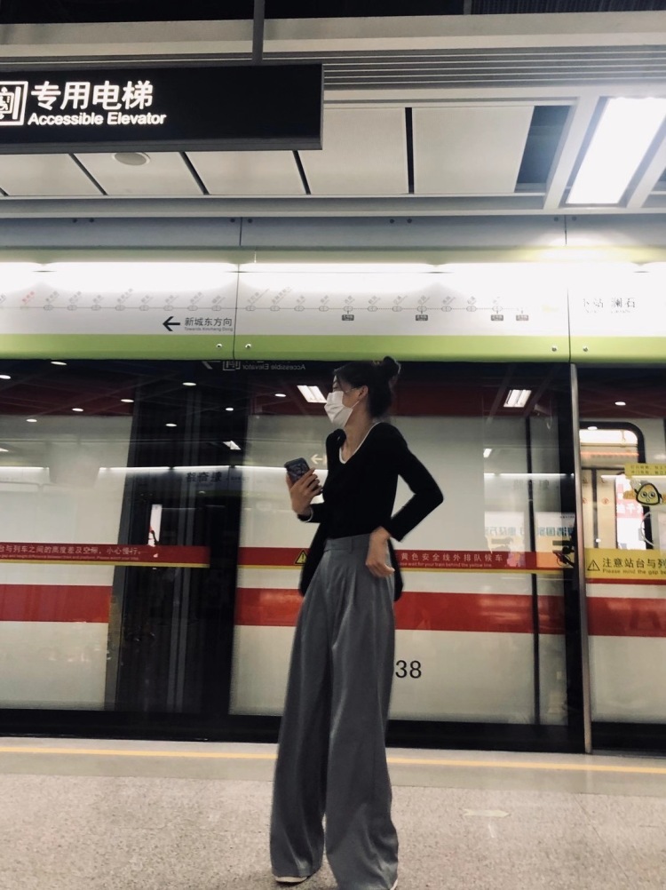 M.-广东省·佛山市·禅城区--现在是舞蹈老师,衣服买家秀
身高:166
体重:92
性别:女