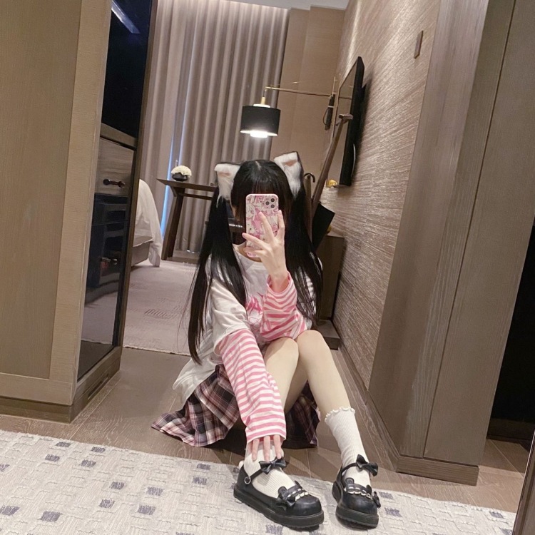Doll-湖北省·武汉市·洪山区-抖音 微博-身高163 体重77斤
可接衣服 首饰寄拍 手机被刷机了相册一万多张照片没了..目前没太多全身照但是我可以拍好!会修图可买家秀可偏网图
抖音粉丝:5.9w