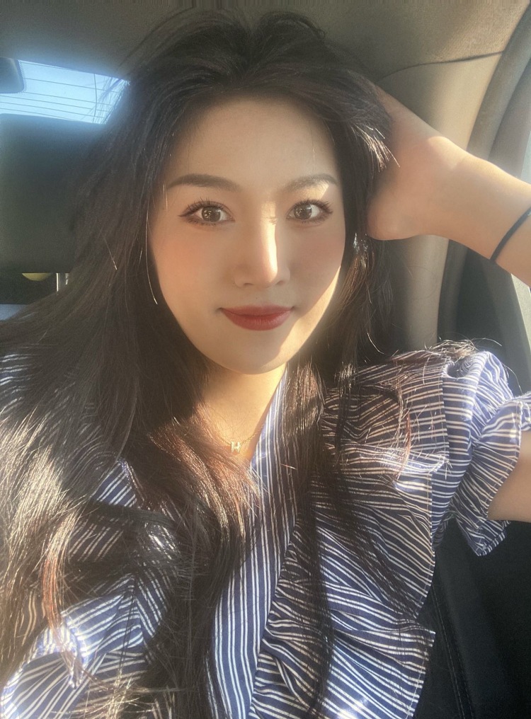 小景o-海南省·三亚市·海棠区--大家好!
可接寄拍 送拍等
服装饰品美妆护肤皆可
风格多样 会修图
效率性完成 保质保量
欢迎合作 🤝
年龄:19
身高:170CM
体重:54kg