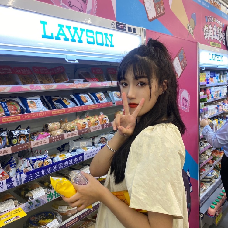 小景o-海南省·三亚市·海棠区--大家好!
可接寄拍 送拍等
服装饰品美妆护肤皆可
风格多样 会修图
效率性完成 保质保量
欢迎合作 🤝
年龄:19
身高:170CM
体重:54kg