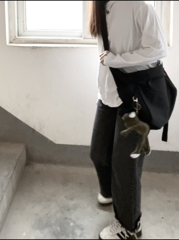 顿玉-湖北省·武汉市·江夏区-***-穿搭 探店 美妆都可以哦 不推脱 出稿快 好交流 很好说话 有啥要求都可以提 希望尽量不露脸 露脸也可以 寄送置换都接受哦