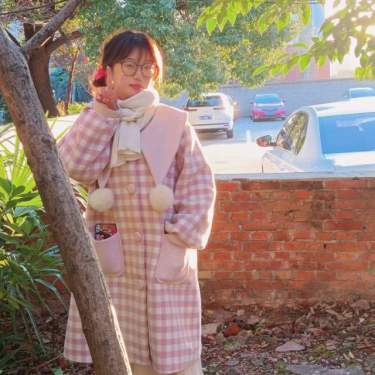 仙女的月亮-安徽省·合肥市·肥西县-抖音***快手-我喜欢画画,还有跳舞 ,还喜欢拍照片,现在是学生,想接一点买家秀