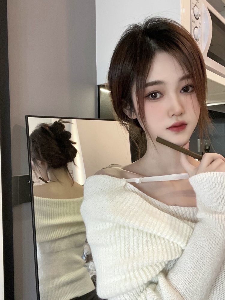 静哥-湖南省·长沙市·开福区--哈喽!我是静哥
时间自由 可接寄拍送拍 探店买家秀饰品美妆护肤
年龄:21
身高:165
体重:40kG
会化妆修图穿搭 风格多变 快来找我合作八