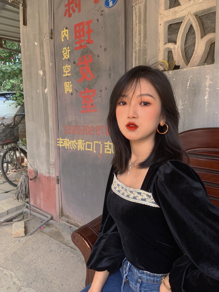彬彬-福建省·漳州市·芗城区-微博,***,抖音-擅长拍照修图做视频,可接买家秀,寄拍送拍,探店打卡,开箱测评,免费试用等
年龄22
身高160cm
体重43kg