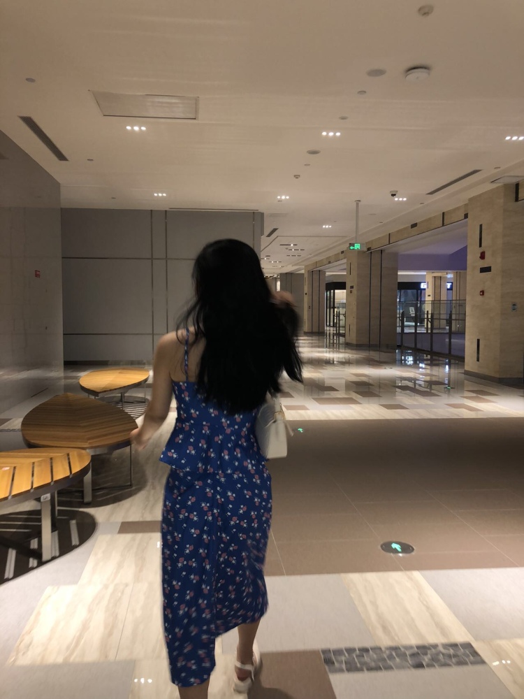 ren-浙江省·宁波市·海曙区-抖音,淘宝,***-接化妆品,美瞳,首饰,鞋包服装,生活用品,宠物用品买家秀,风格多变可盐可辣可甜,会拍照修图,接受置换,