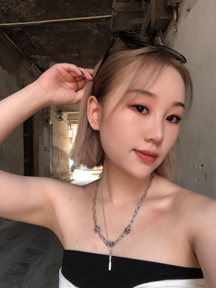 fafa-广东省·深圳市·宝安区--接各类服饰饰品寄拍订单， 专业相机拍照 会专业ps  出图清晰