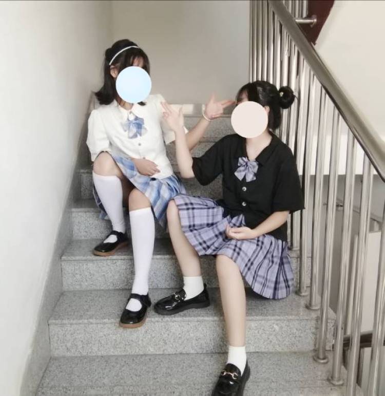 十六盆戏影花-山东省·东营市·东营区-抖音快手***-可拍衣服鞋子饰品等买家秀以及开箱测评,会拍照P图,可送拍,可寄拍,可写***种草笔记