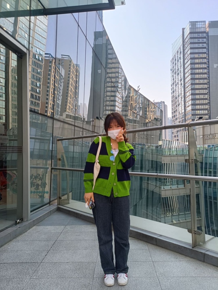 Adam-湖南省·长沙市·雨花区--大家好!
买家秀 寄拍模特 探店打卡 开箱测评 都🉑️
身高 :160
体重:54微胖女孩
会p图