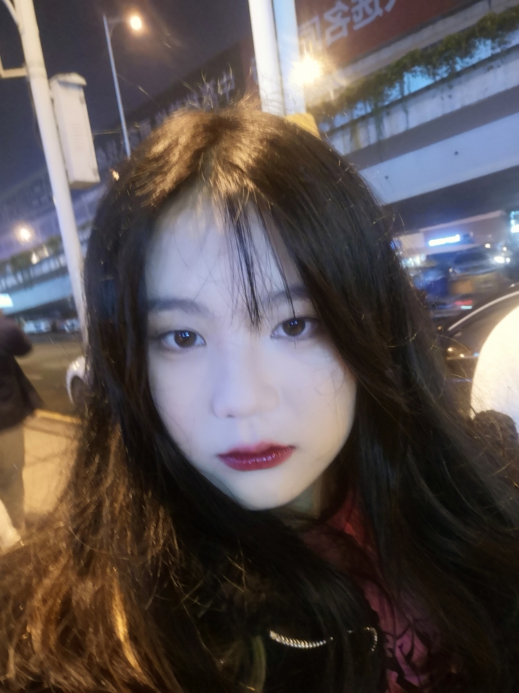 咩咩-湖南省·长沙市·岳麓区-抖音,微博,***-现在是名在读大学生 有充足的时间来做些自己喜欢的事情,买家秀,开箱测评,寄拍模特....
