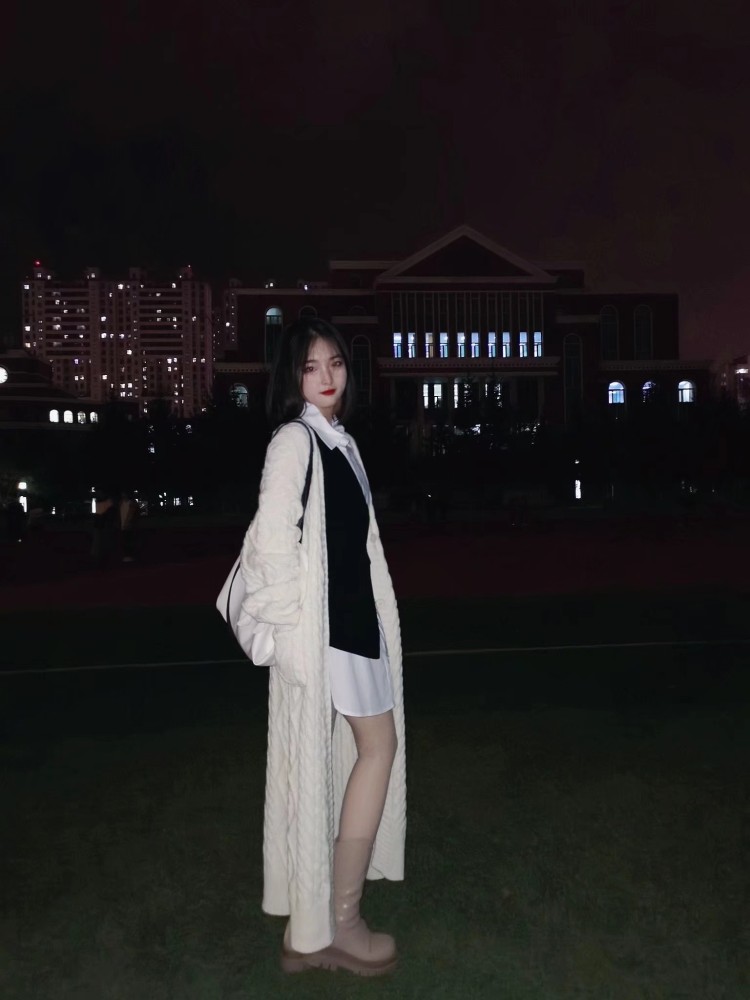欢迎光临~💒-吉林省·长春市·二道区-抖音 微博 ***-经常在做买家秀的拍摄,适合拍辣妹风 中性风 休闲风 运动风。还会拍摄短视频,可免费试用。