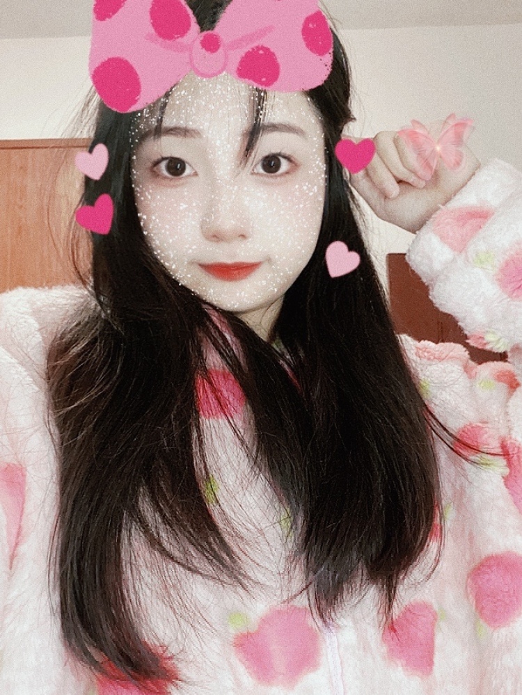 呱呱呱-湖南省·长沙市·芙蓉区-抖音-职业 营养师助理 买家秀，喜欢逛淘宝看直播，喜欢唱歌弹吉他，