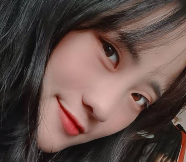 不吃香菇🙃-江苏省·苏州市·吴江区-63202312-接买家秀 寄拍 送拍 /种草笔记/开箱测评/免费试用
爱自拍 穿搭 美妆
素人微胖小姐姐，爱笑 ！不矫情 哈哈