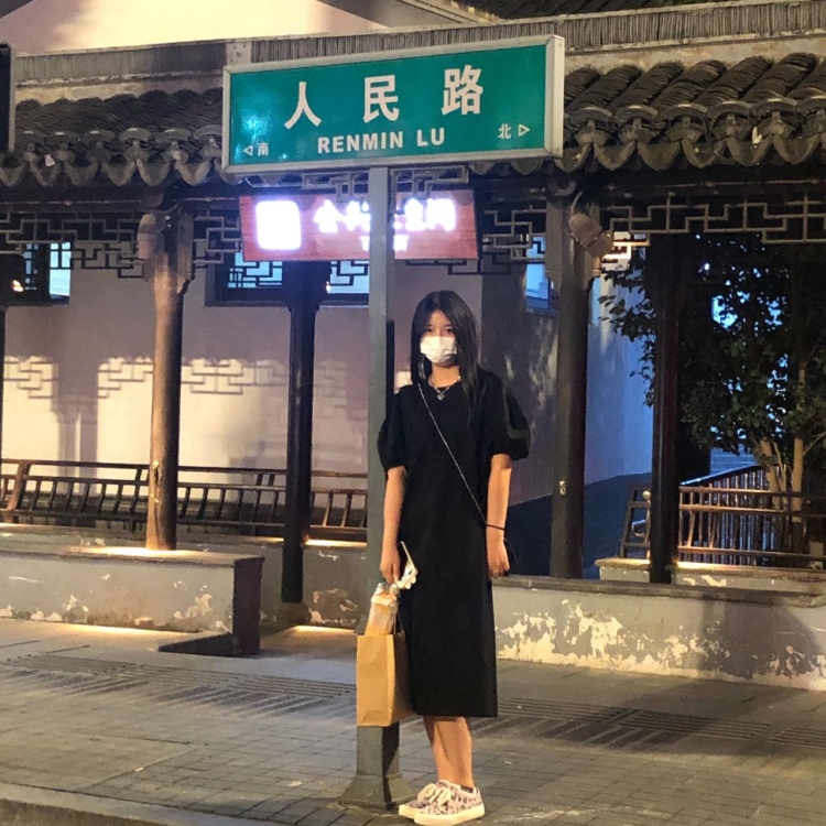 余欢.-河南省·洛阳市·嵩县-***-可接寄拍 送拍等 服装饰品美妆护肤皆可
风格多样
会妆造 会修图
效率性完成 保质保量
欢迎合作 🤝