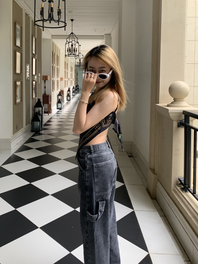 Gaooosq；-重庆市·重庆市·江北区-***-接单
寄拍模特｜👚👗👠👖🧢✅
头像模特｜
懂穿搭｜懂美妆｜懂时尚
可以驾驭可爱、成熟、御姐风
各种风格都可以尝试