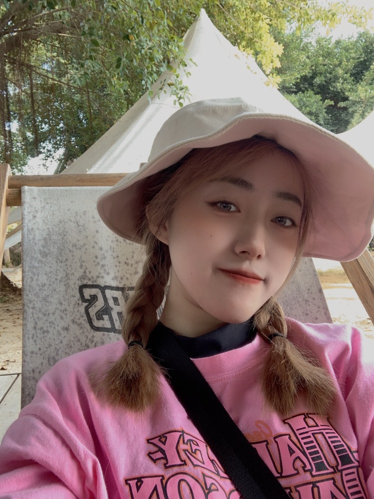 Gaooosq；-重庆市·重庆市·江北区-***-接单
寄拍模特｜👚👗👠👖🧢✅
头像模特｜
懂穿搭｜懂美妆｜懂时尚
可以驾驭可爱、成熟、御姐风
各种风格都可以尝试