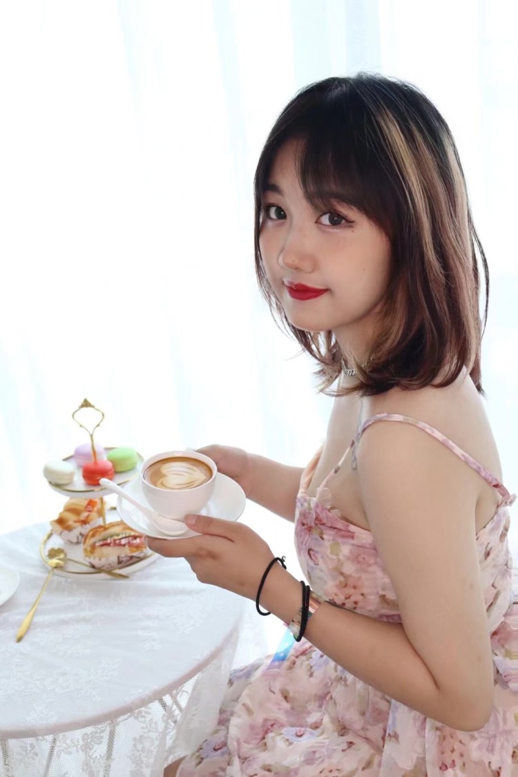 妤妤不哭_-山东省·济南市·长清区-抖音-接寄拍 pdd 淘宝 衣服耳饰 美瞳包包都可（微胖）
好商量 不事多 超过十块就可
年龄20身高165 体重115
