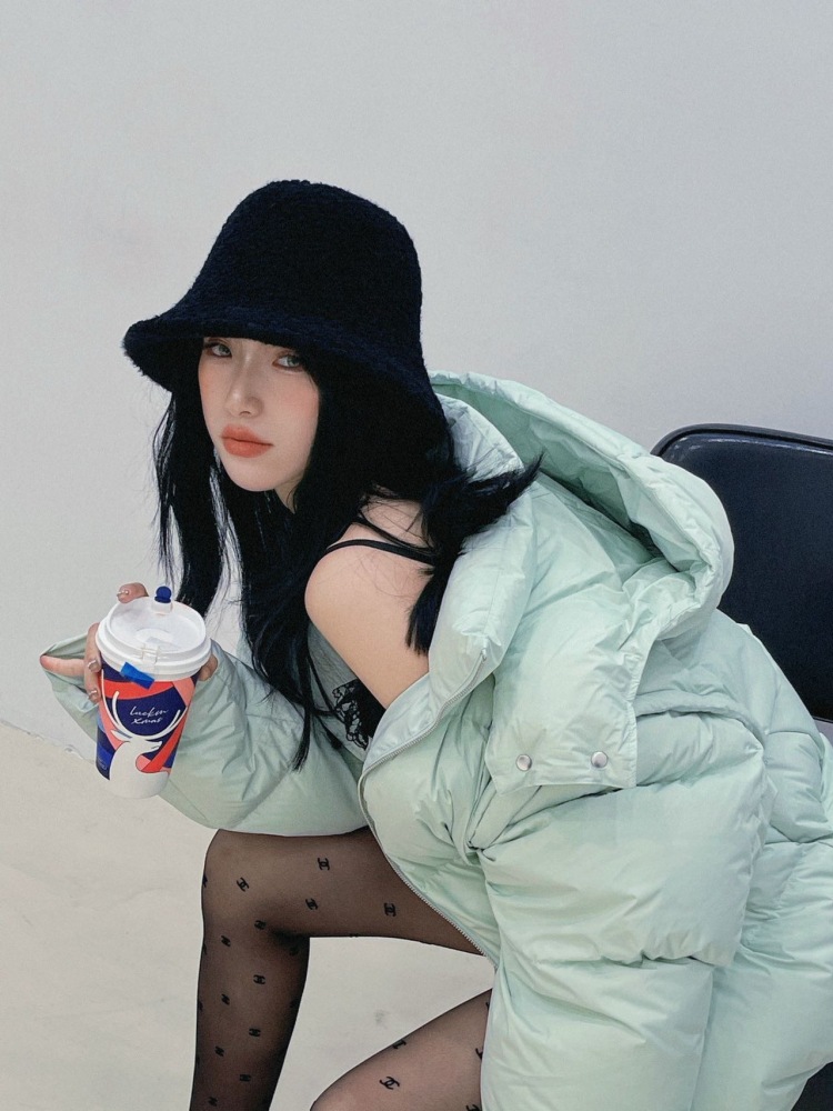 Ab🐭-浙江省·宁波市·海曙区-抖音 ***-平时有拍女装拍摄 接寄拍 美瞳 衣服都可以。擅长多种风格切换 会凹