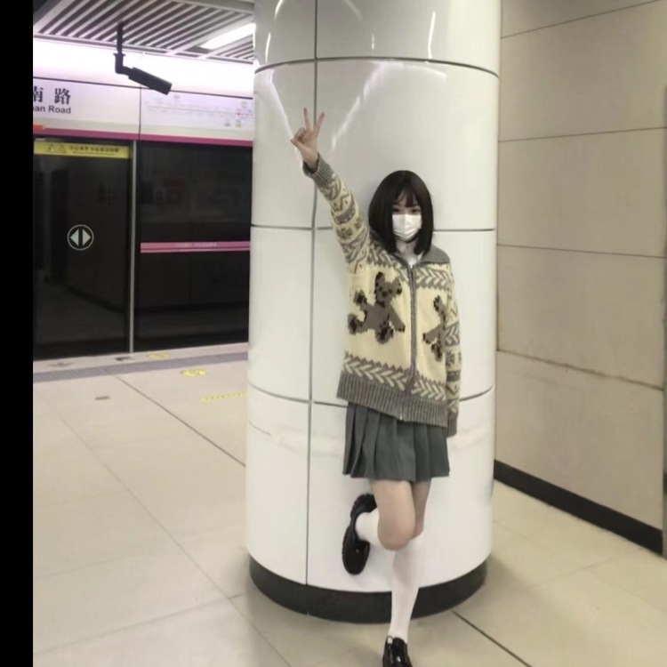 Gnomeshgh-湖北省·武汉市·青山区-抖音 ***-身高167
体重110
接寄拍风格多变都可以接 买家秀 探店打卡  开箱试用测评
会拍照会修图