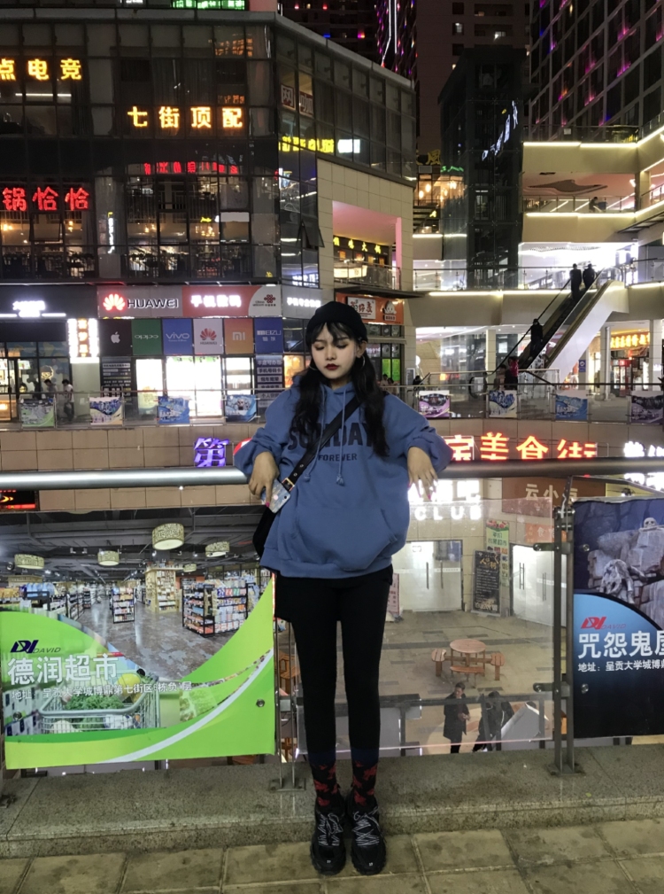 桃.-广东省·深圳市·龙华区-抖音、***-舞蹈生，可以接买家秀、开箱评测、免费试用、短视频等、风格多变 会拍照p图