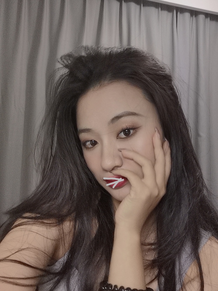 陈霄安-浙江省·金华市·义乌市--我能接服饰穿搭小裙子帽子美妆耳饰首饰包包
会拍照会p图会化妆    事儿少
💰 都能沟通