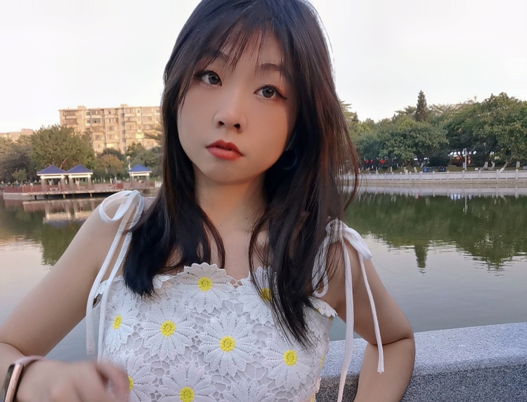 點到為止_-广东省·广州市·白云区-抖音 微博 *** b站 知乎-身高163cm,体重46.5kg
喜欢拍照,会p图,会化妆
喜欢记录分享生活
寄拍送拍都可,粉丝不多,可以做买家秀