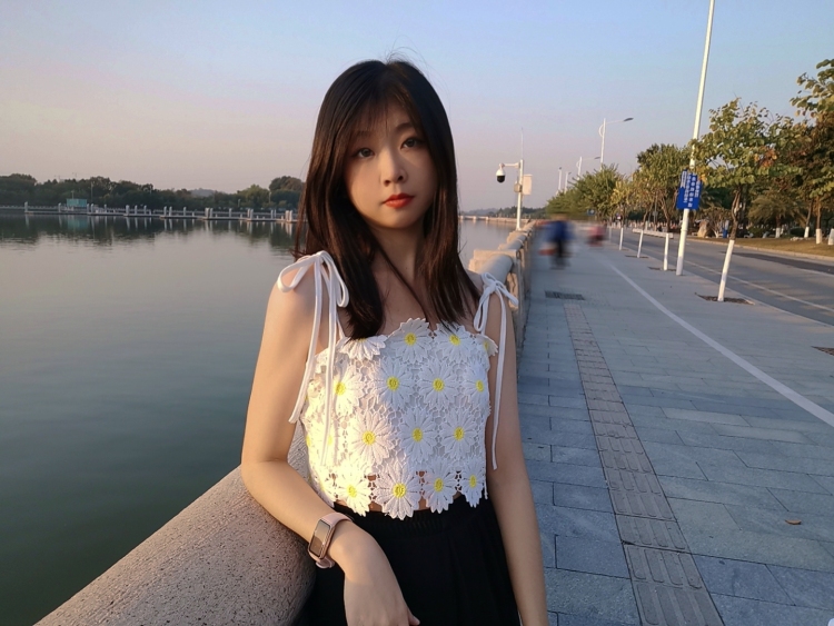 點到為止_-广东省·广州市·白云区-抖音 微博 *** b站 知乎-身高163cm,体重46.5kg
喜欢拍照,会p图,会化妆
喜欢记录分享生活
寄拍送拍都可,粉丝不多,可以做买家秀
