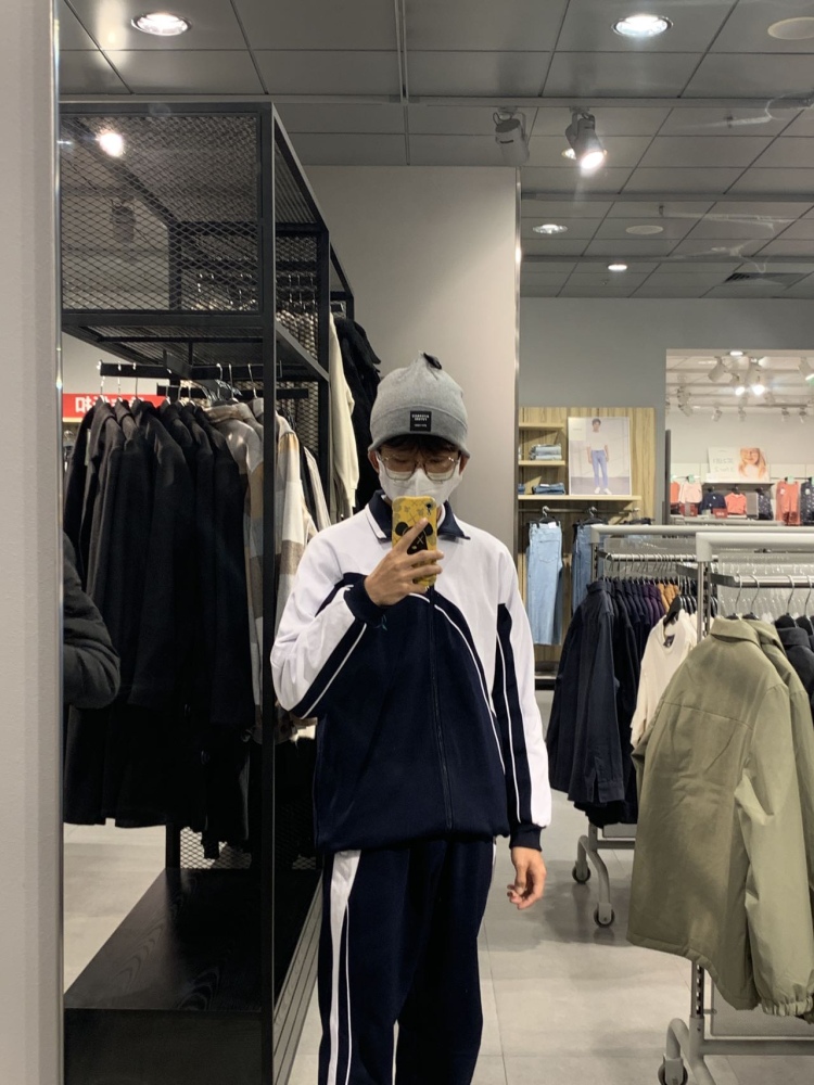 小林子-广东省·深圳市·福田区--本人摄影爱好者,玩摄影已有四年时间,会熟悉操作使用相机,希望能找到一个长期合作的寄拍商家。