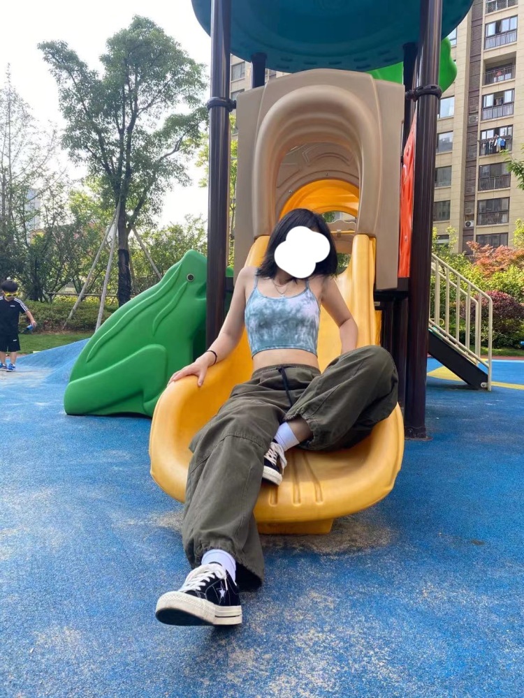 💚-浙江省·宁波市·镇海区-抖音 ***-目前还是学生喜欢跳舞 ,可以接受oversives、辣妹等风格,接受寄拍,可以在***和抖音发布内容