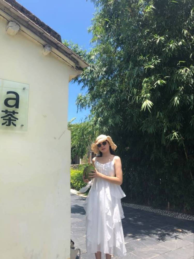 Sun-广西壮族自治区·河池市·大化瑶族自治县--会拍照,会p图,剪视频,身高168,体重50,女装,饰品,配饰都可寄拍