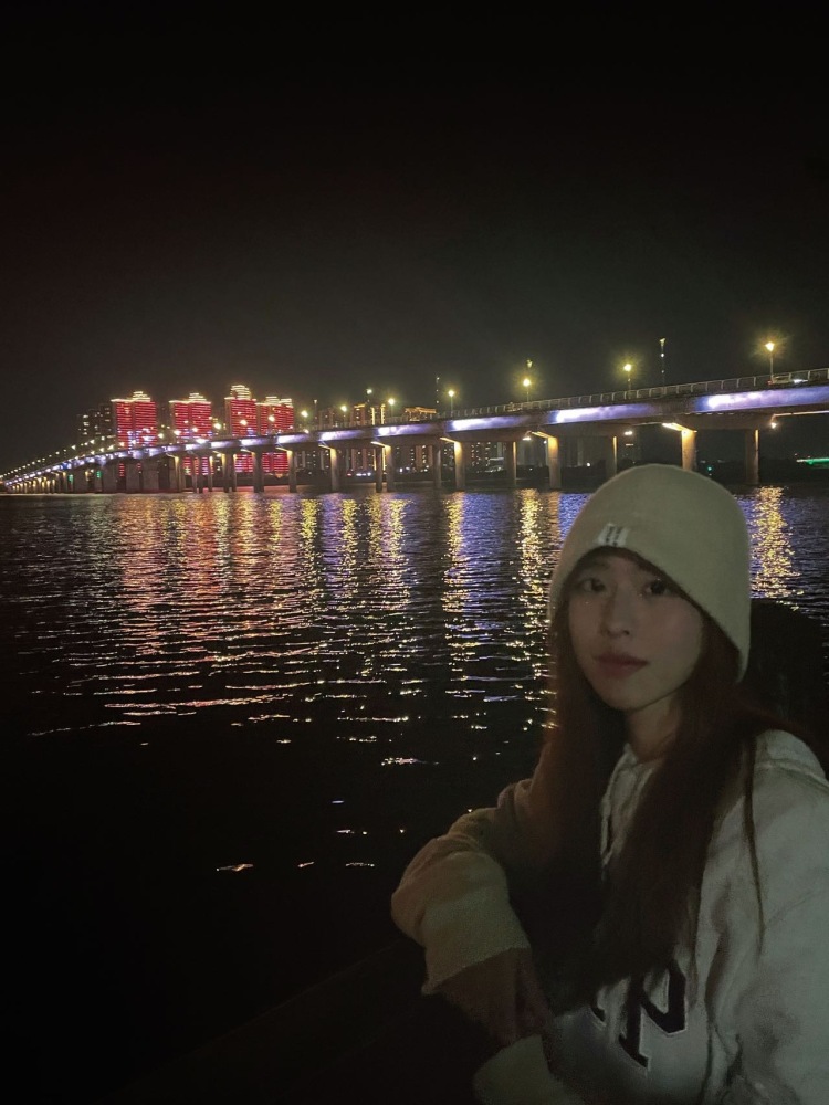 蛋蛋-广东省·清远市·清城区-抖音,***,快手-喜欢摄影会P图,会耐心与商家沟通,本人活泼开朗,会制作vlog,经常逛***抖音,本人身高166,体重55kg,属于梨形身材,19岁