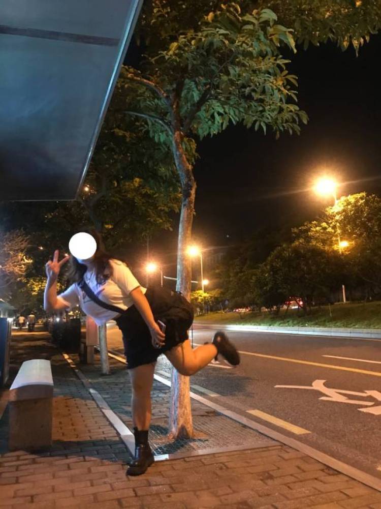 Vinnie-福建省·福州市·永泰县-抖音，***-是一名喜欢打篮球的大码梨型身材的女孩，欧美风，可爱风，运动风都可以驾驭哦！欢迎合作！