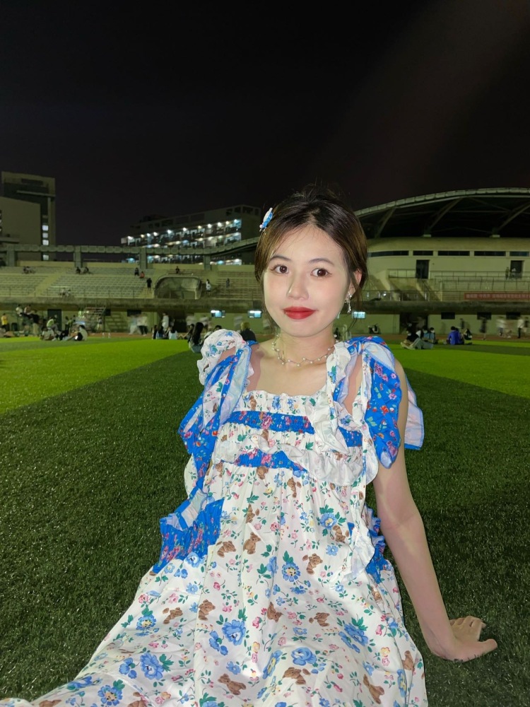 美乐蒂公主-福建省·厦门市·集美区--爱好摄影 美妆,想接寄拍 买家秀 探店打卡,探店仅限厦门、漳州范围内
风格:可爱 清纯 甜酷 活泼 甜辣
身高:170
体重:105