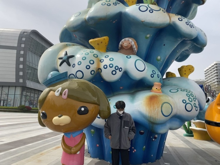 #0000FF-山东省·青岛市·黄岛区-抖音,***-182 120斤 大一学生第一次投稿!!多少钱不重要,第一次接触寄拍,还请各位商家给点机会啦,因为是第一次做,照片就随便放点生活照了,各风格都可以拿捏