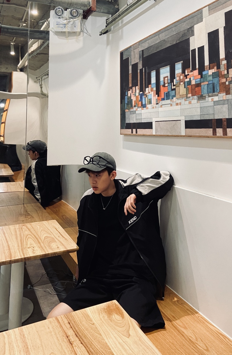 一只浪-四川省·广安市·岳池县-小浪-喜欢拍摄 颜值在线 好商量 有过学习类 视频vlong 探店打卡 一系列都会都会 一定用心做好.谢谢🙏
